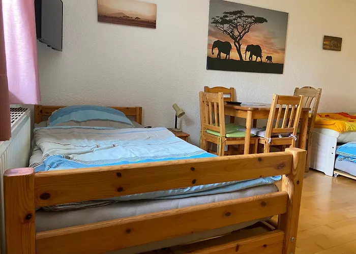 Ferienzimmer Oelhaf Zimmer In Gelb Self Check-In Mit Key-Tresore