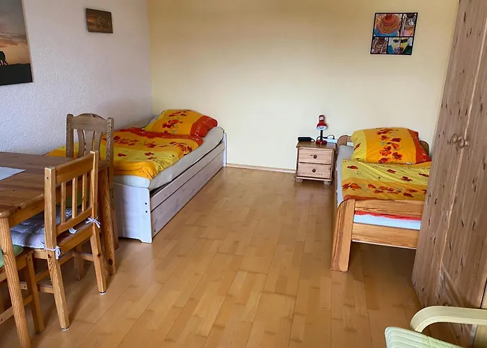 Ferienzimmer Oelhaf Zimmer In Gelb Self Check-In Mit Key-Tresore