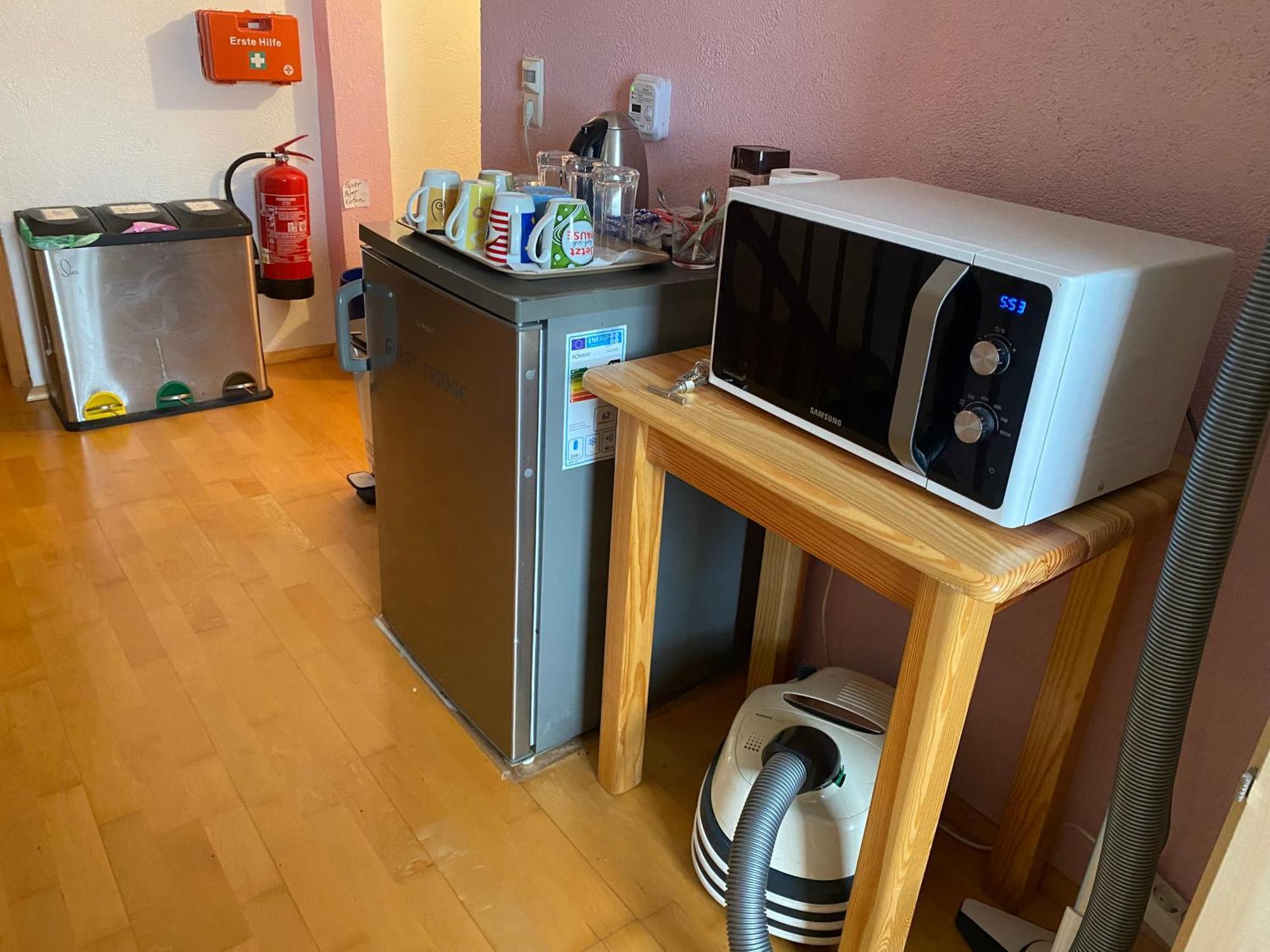Ferienzimmer Oelhaf In Gelb Self Check-in Mit Key-tresore Homestay *