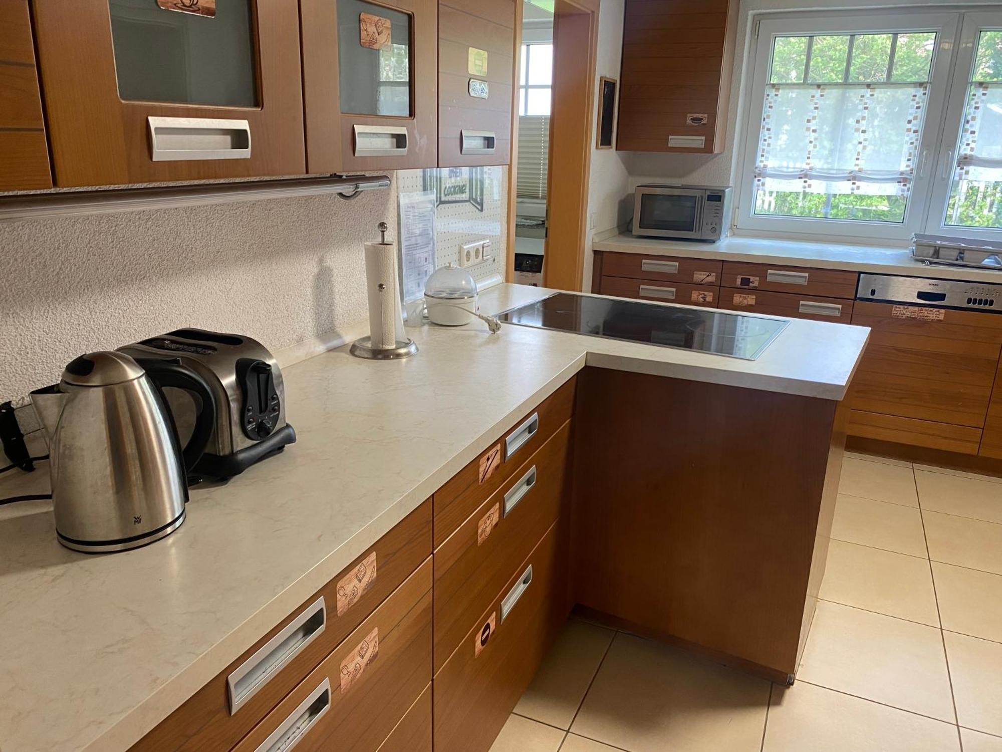 Ferienzimmer Oelhaf In Gelb Self Check-in Mit Key-tresore Homestay